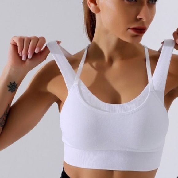 (B20) NEW Qbe Seamless White Sports Bra, Size Small, NWOT - Picture 3 of 9